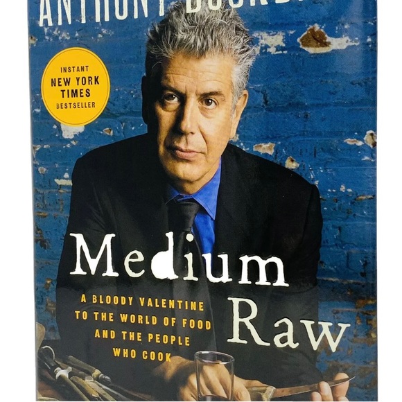 Anthony Bourdain Chef Medium Raw Hard Cover Book Great Condition Foodie 2011 - Picture 3 of 4